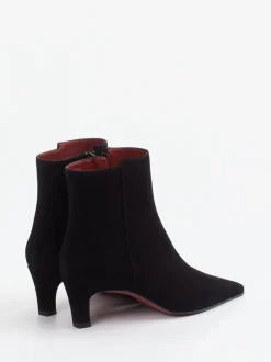 Konstantin Starke – Stiefelette aus Veloursleder Schwarz