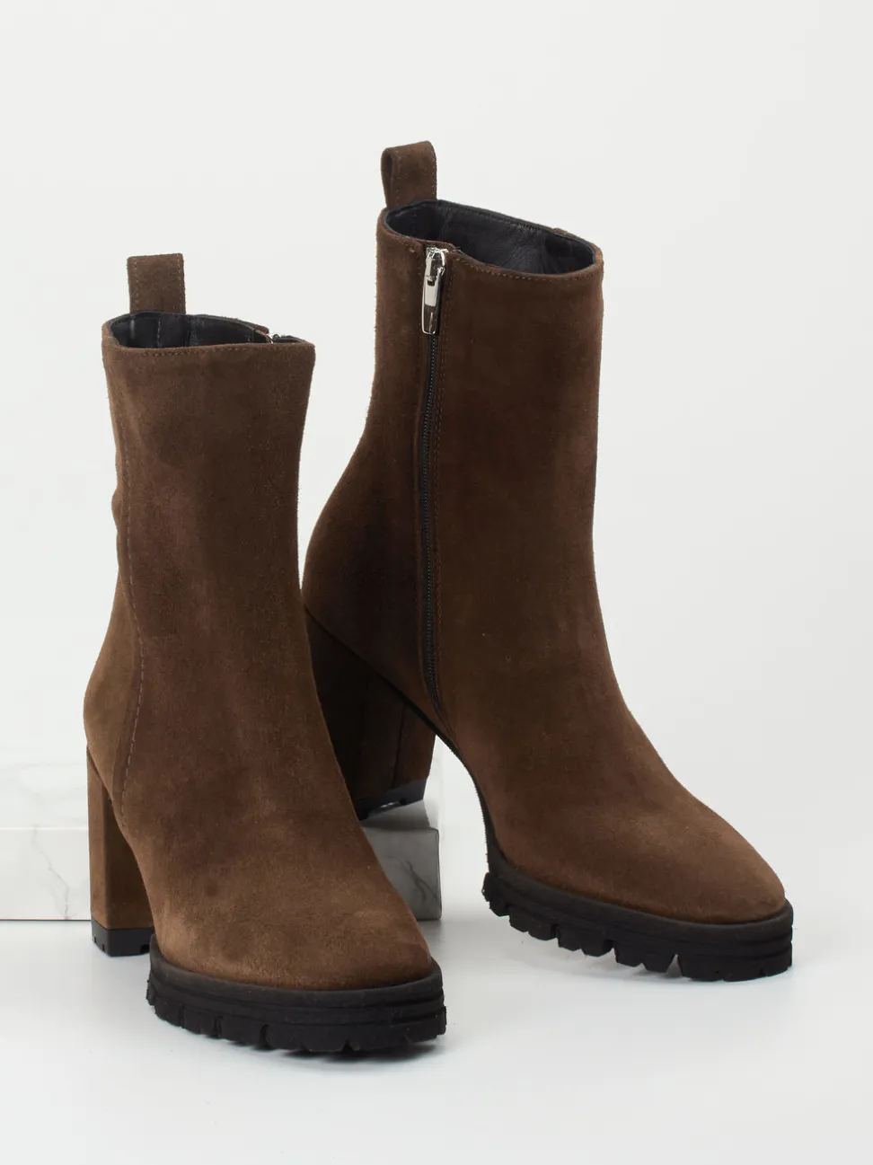 Konstantin Starke – Stiefeletten aus Veloursleder braun