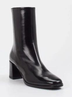 Konstantin Starke – Stiefelette aus Lammleder Schwarz