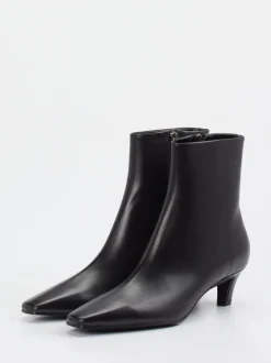 Konstantin Starke – Stiefeletten aus Kalbleder schwarz