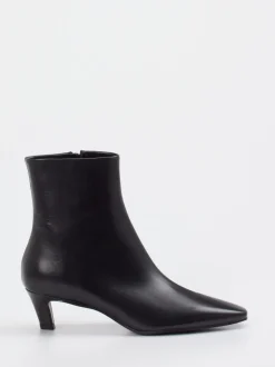 Konstantin Starke – Stiefeletten aus Kalbleder schwarz