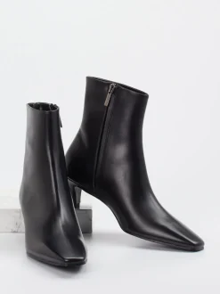 Konstantin Starke – Stiefeletten aus Kalbleder schwarz