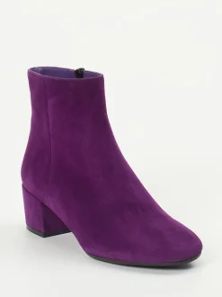 Konstantin Starke – Stiefelette aus Veloursleder Violett