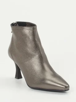 Konstantin Starke – Stiefelette aus Metallicleder grau