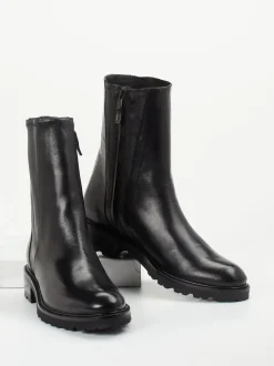 Konstantin Starke – Stiefeletten aus Lammleder Schwarz