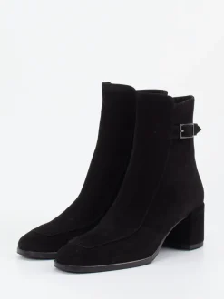 Konstantin Starke – Stiefelette aus Veloursleder Schwarz