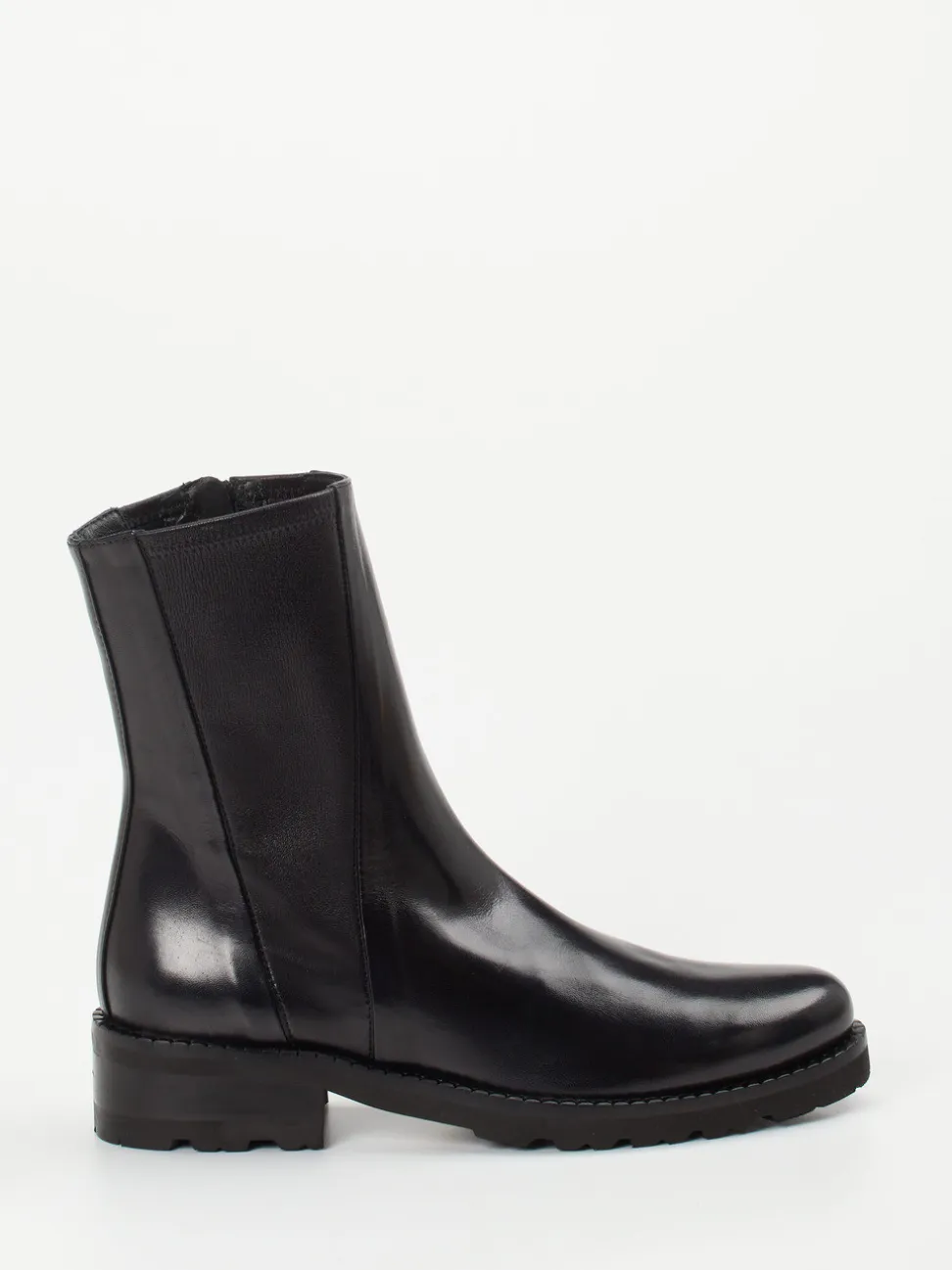 Konstantin Starke – Stiefelette aus Lammleder Schwarz