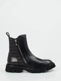 Konstantin Starke – Stiefelette aus Kalbleder Schwarz