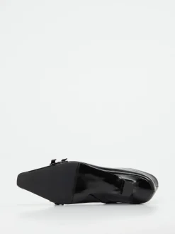 Konstantin Starke – Stiefelette aus Lackleder schwarz