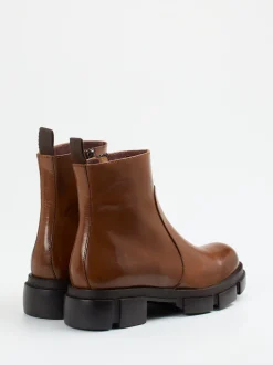 Konstantin Starke – Stiefeletten aus Kalbleder Cognac