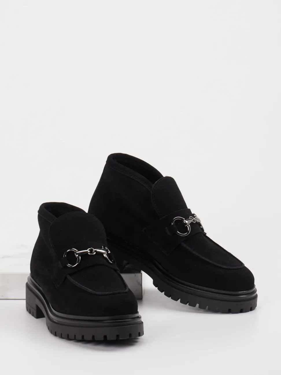 Konstantin Starke – Stiefeletten aus Veloursleder schwarz