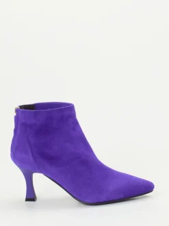 Konstantin Starke – Stiefelette aus Veloursleder Violett