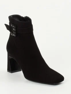 Konstantin Starke – Stiefelette aus Veloursleder Schwarz