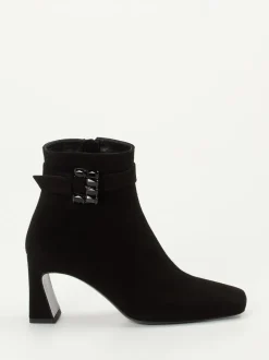 Konstantin Starke – Stiefelette aus Veloursleder Schwarz
