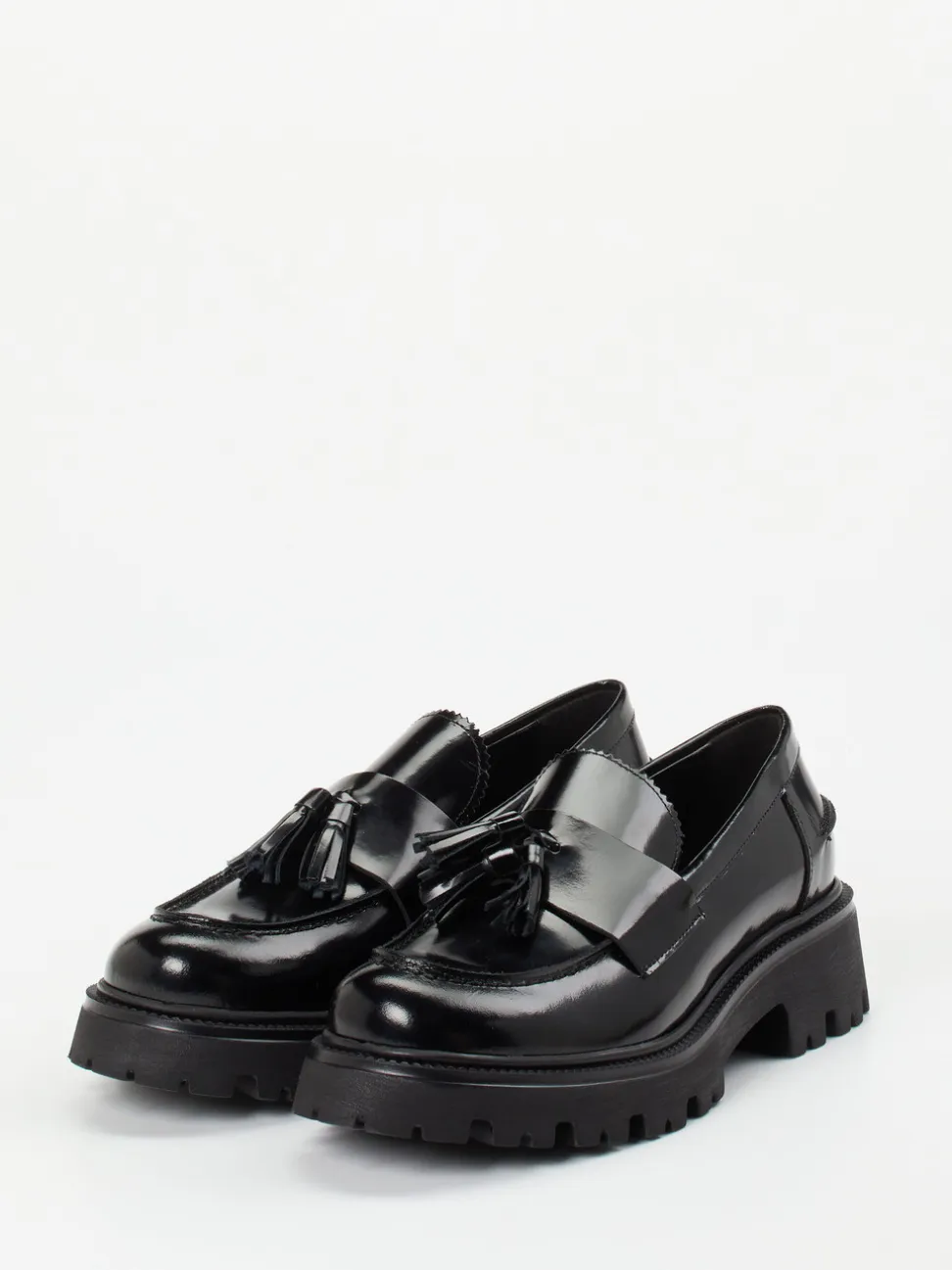Konstantin Starke – Tassel Loafer aus Hochglanzleder Schwarz