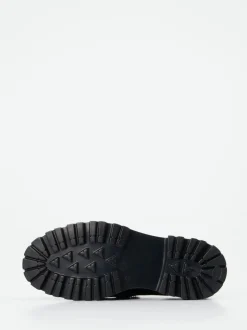 Konstantin Starke – Tassel Loafer aus Hochglanzleder Schwarz