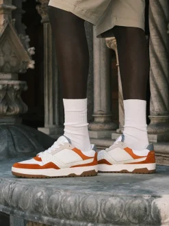 La Martina – Sneaker aus Kalbleder und Veloursleder Cremeweiß