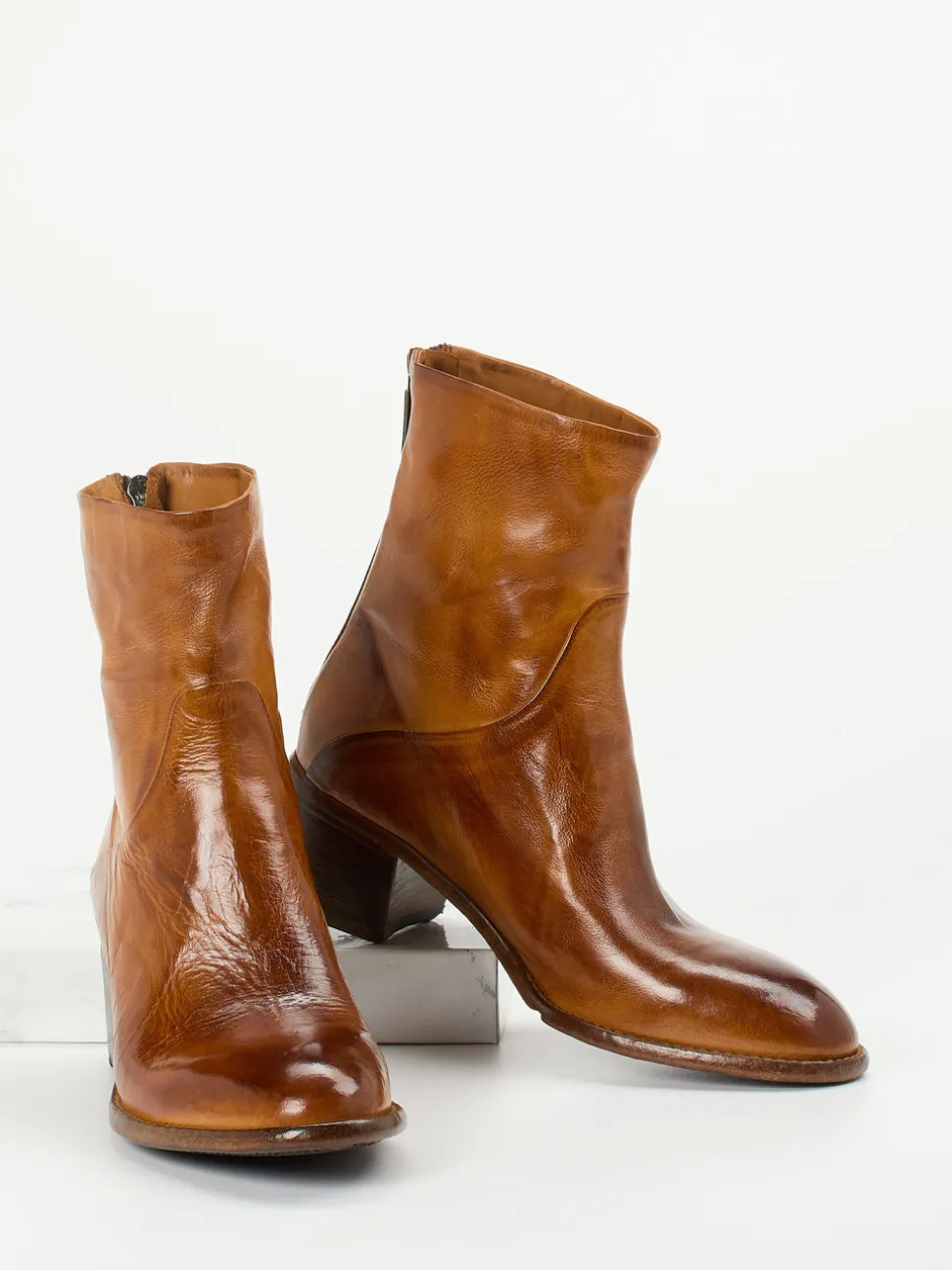 Lemargo – Stiefeletten aus Büffelleder cognacbraun