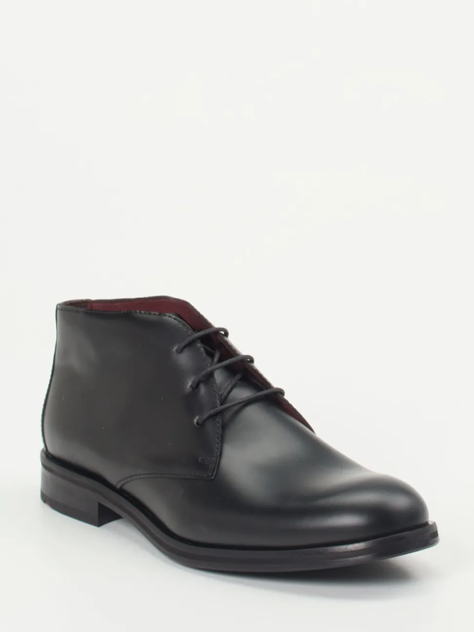 Lloyd – Desert Boots aus Hochglanzleder schwarz