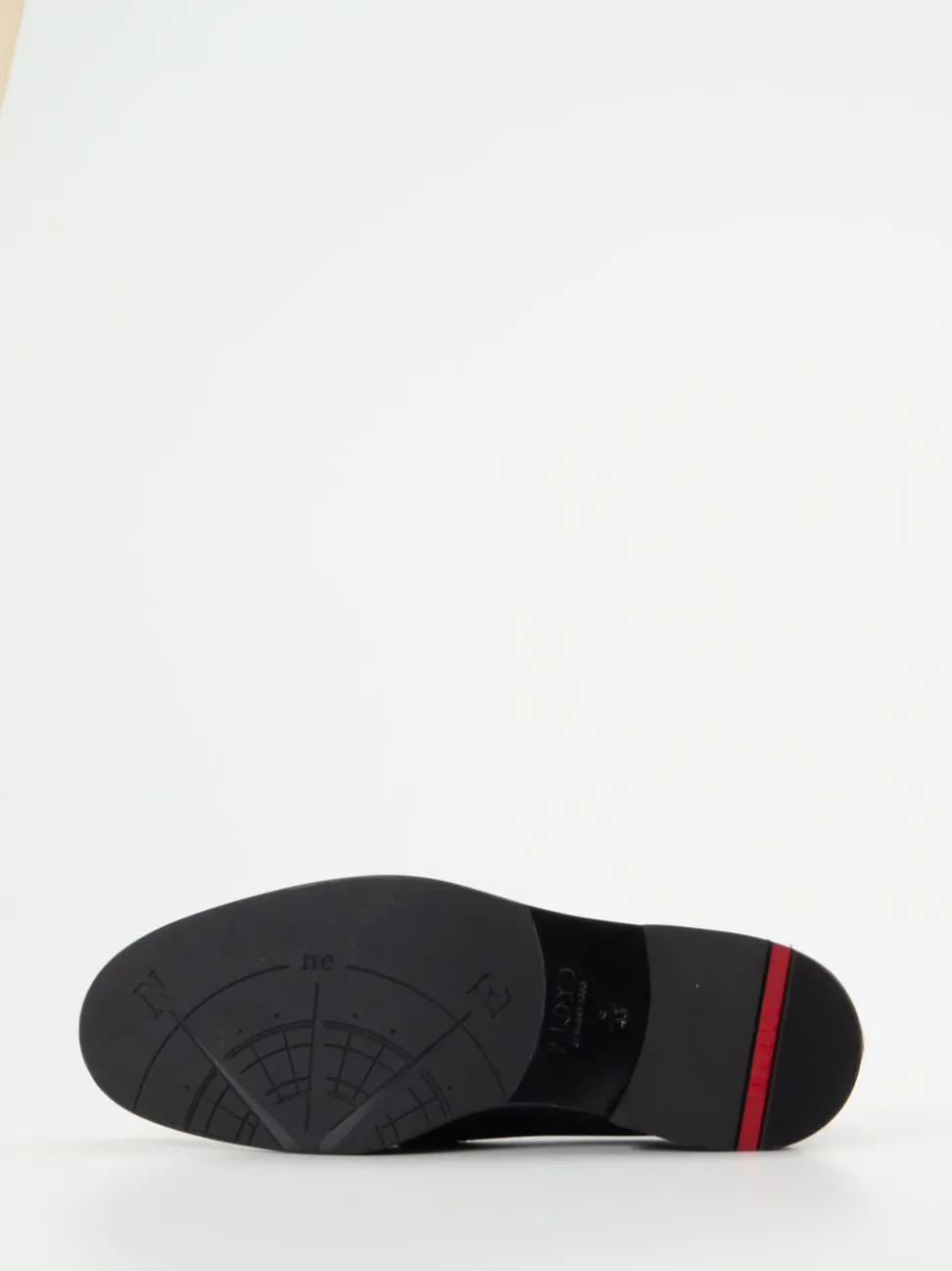 Lloyd – Desert Boots aus Hochglanzleder schwarz