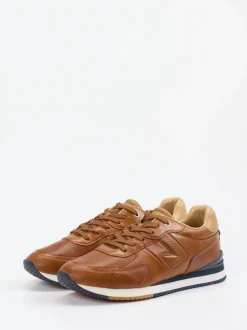 Lloyd – Sneaker aus Glattleder in Cognacbraun