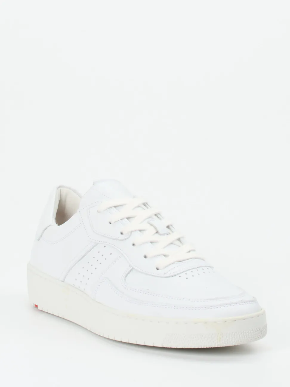 Lloyd – Sneaker aus Kalbleder in Weiß