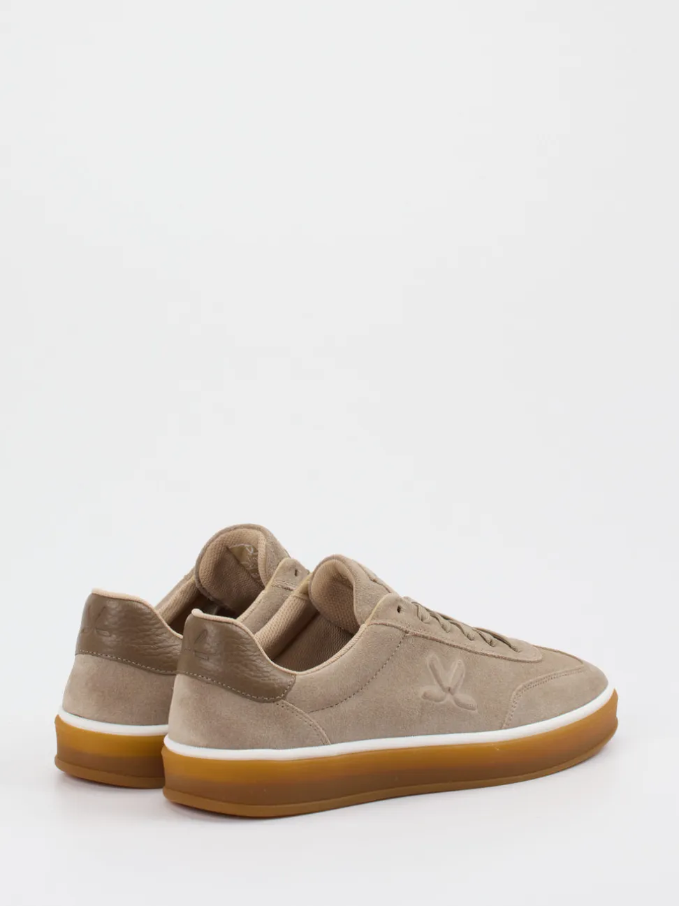 Lloyd – Sneaker aus Veloursleder in Sandbeige