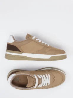 Lloyd – Sneaker aus Veloursleder in Sandbeige