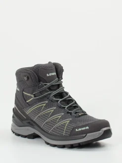 Lowa – Wanderschuh aus GORE-TEX in Anthrazit