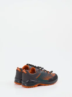 Lowa – Wanderschuh aus Textil in Anthrazit