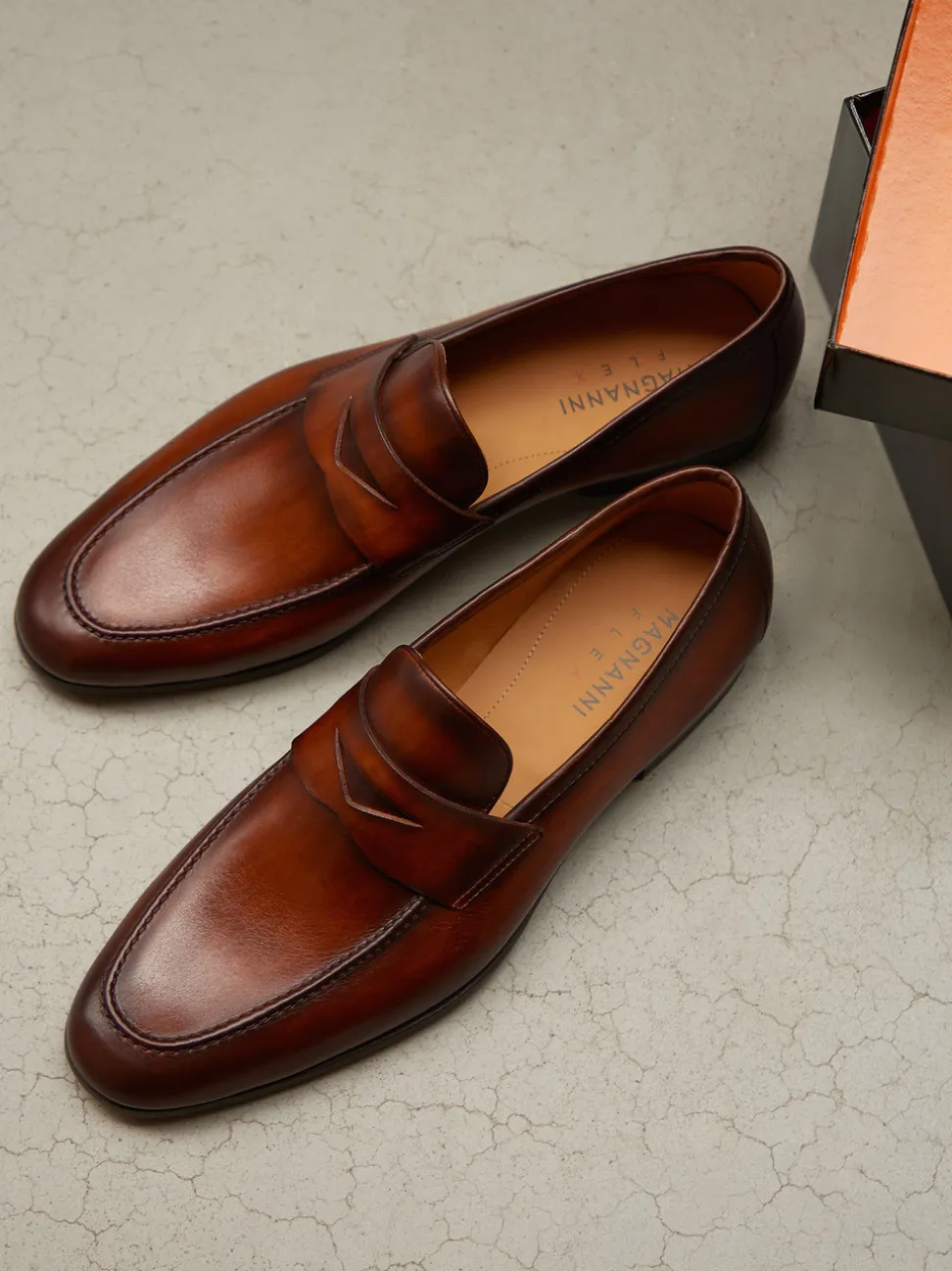 Magnanni – Penny Loafer aus Kalbleder mittelbraun