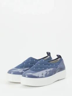 Mania – Slip-On Sneaker aus Velourleder in Blaugrau