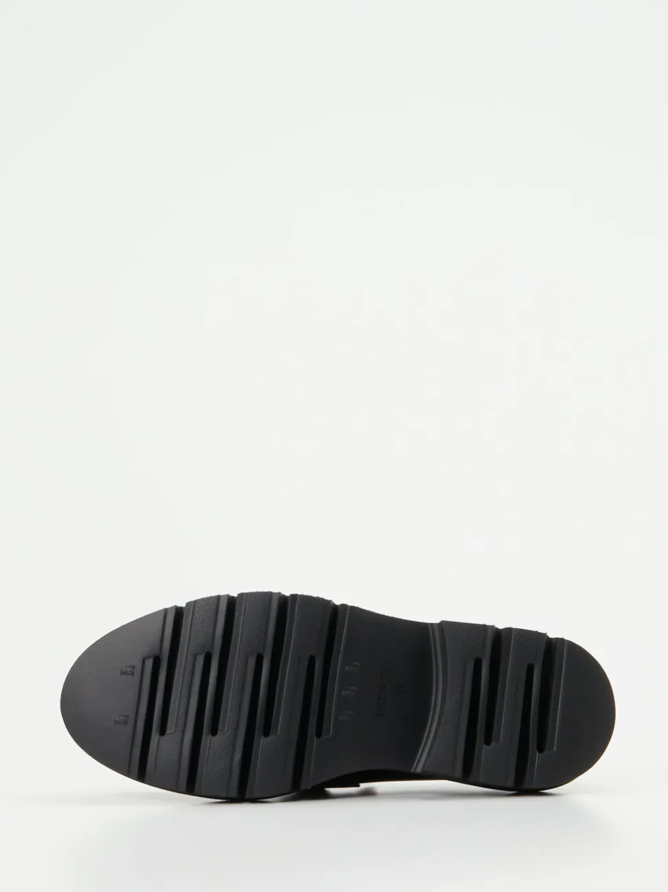 Mannori – Chunky Loafer aus Hochglanzleder Dunkelbraun
