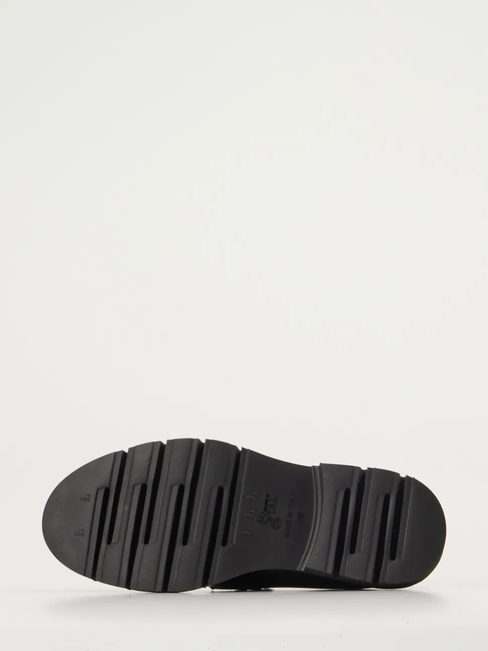 Mannori – Chunky-Loafer aus Lackleder schwarz