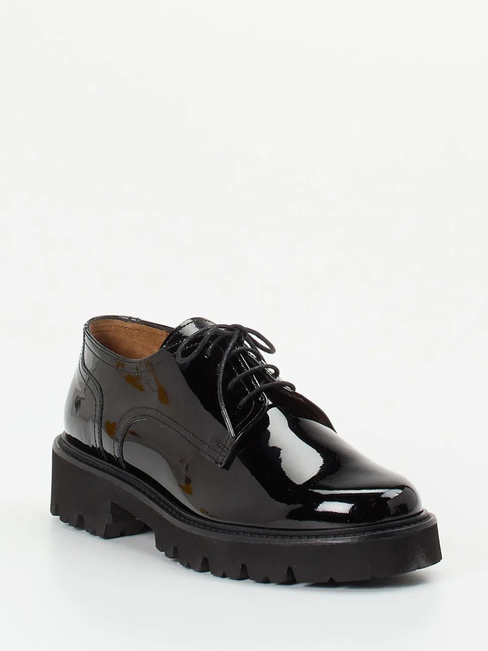 Mannori – Derby-Schuhe aus Lackleder Schwarz