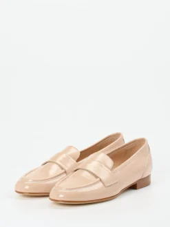 Mannori – Loafer aus Lackleder in Nude-Beige