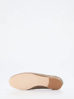 Mannori – Loafer aus Lackleder in Taupe-Beige