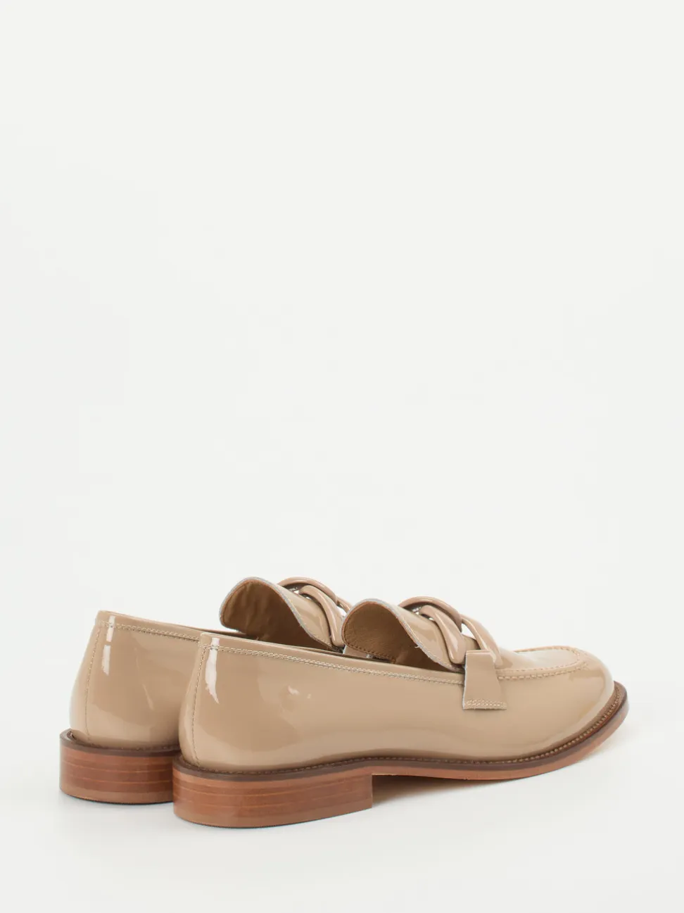 Mannori – Loafer aus Lackleder in Beige