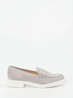Mannori – Loafer aus Veloursleder in Hellgrau