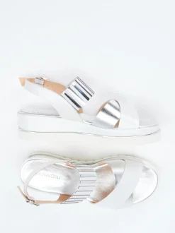 Mannori – Plateau-Sandalen aus Metallicleder Offwhite
