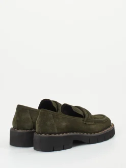 Mannori – Slipper aus Veloursleder Olivgrün