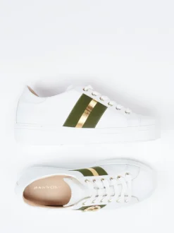 Mannori – Sneaker aus Kalbleder in Weiß mit Goldakzenten