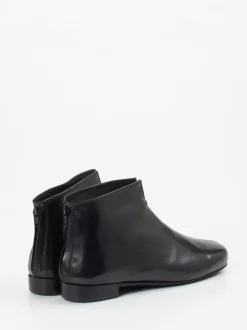 Mannori – Stiefelette aus Lammleder schwarz