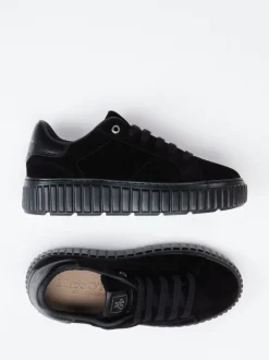 Marc O'Polo – Sneaker aus Veloursleder Schwarz