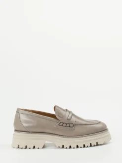 Maripé – Chunky Loafer aus Hochglanzleder Grau