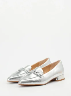 Maripé – Loafer aus Metallicleder silberfarben