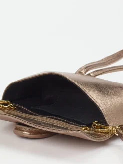 Marlon Firenze – Clutch aus Metallicleder in Bronzegold