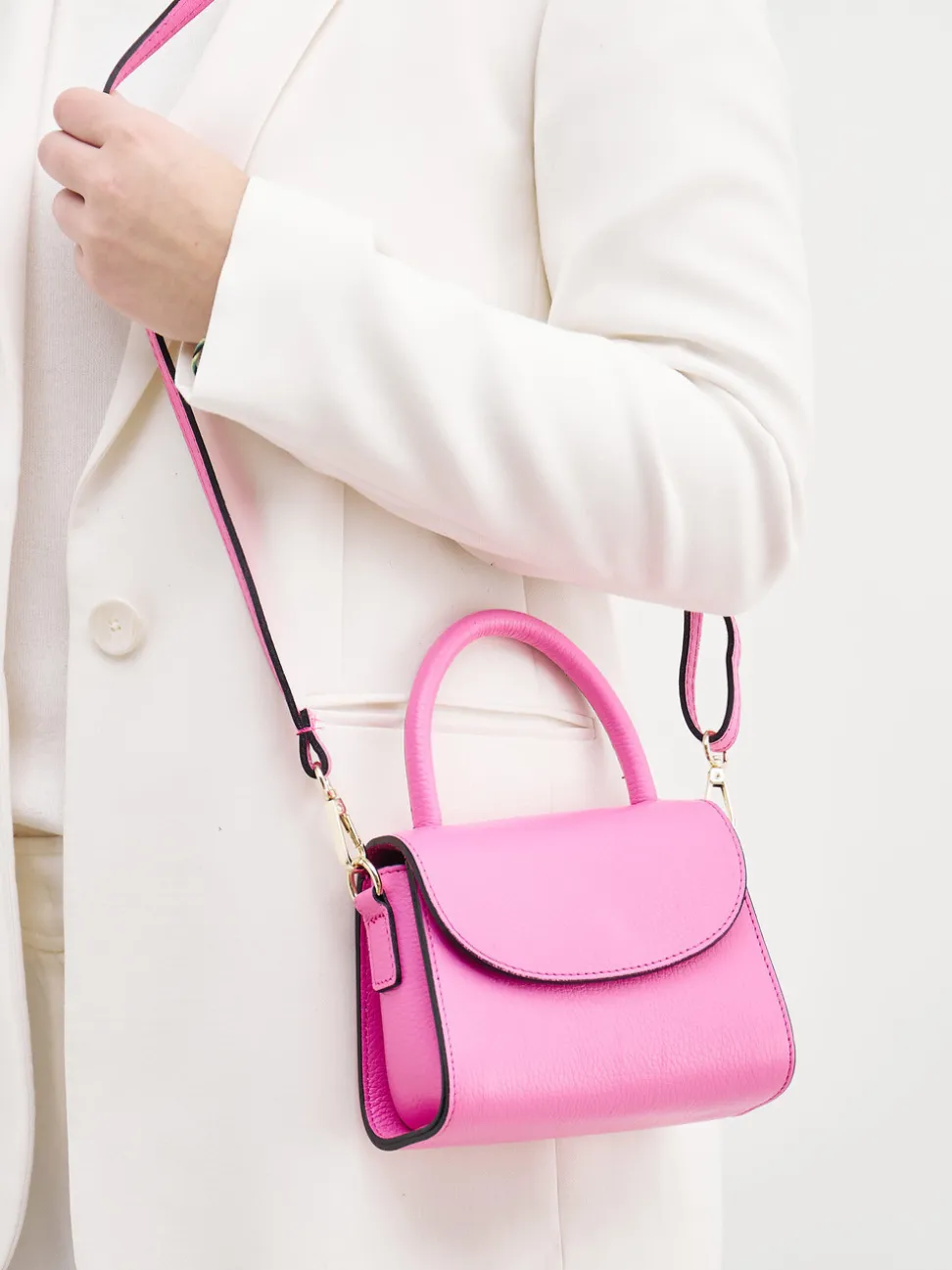 Marlon Firenze – Mini Bag aus Kalbleder Knallpink