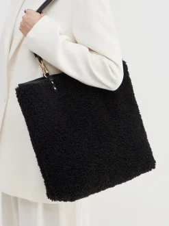 Marlon Firenze – Shopper aus Teddyfell Schwarz