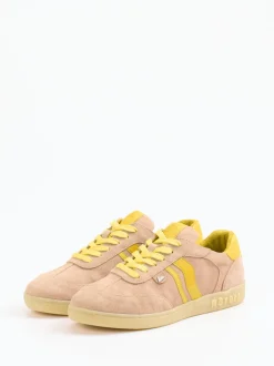 Mayori – Sneaker aus Veloursleder in Sandbeige